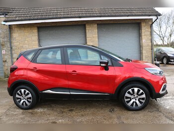 Used Renault Captur 2018 for sale - 77497543: Photo