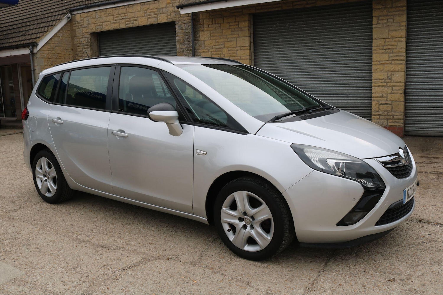Used Vauxhall Zafira Tourer for sale - 77754106: Photo 2