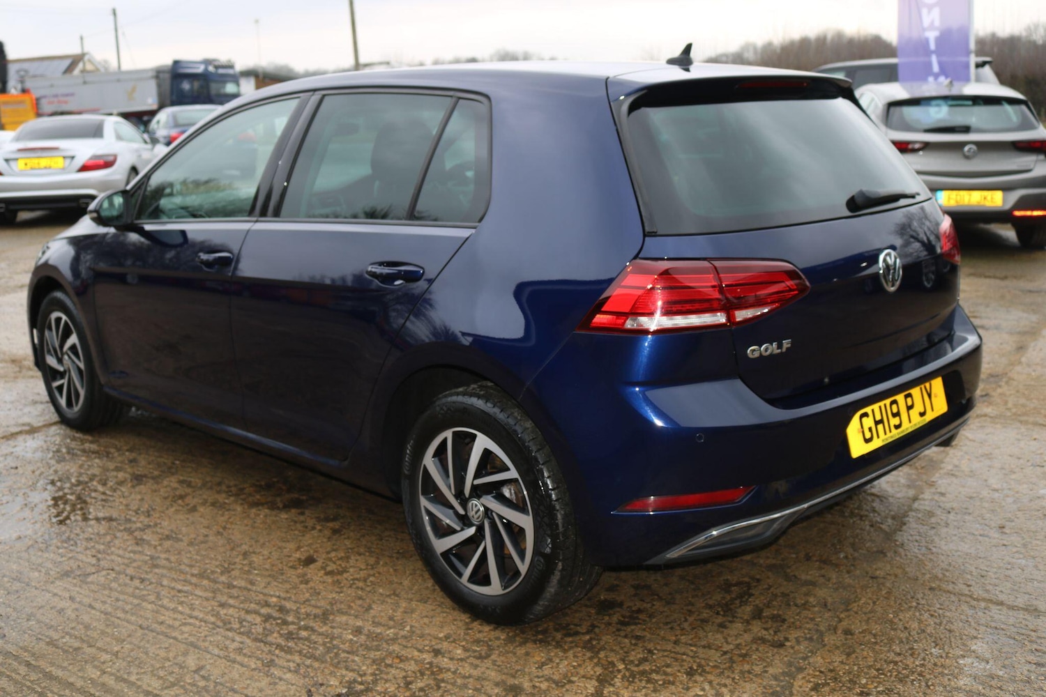 Used Volkswagen Golf 2019 for sale - 77498189: Photo 10
