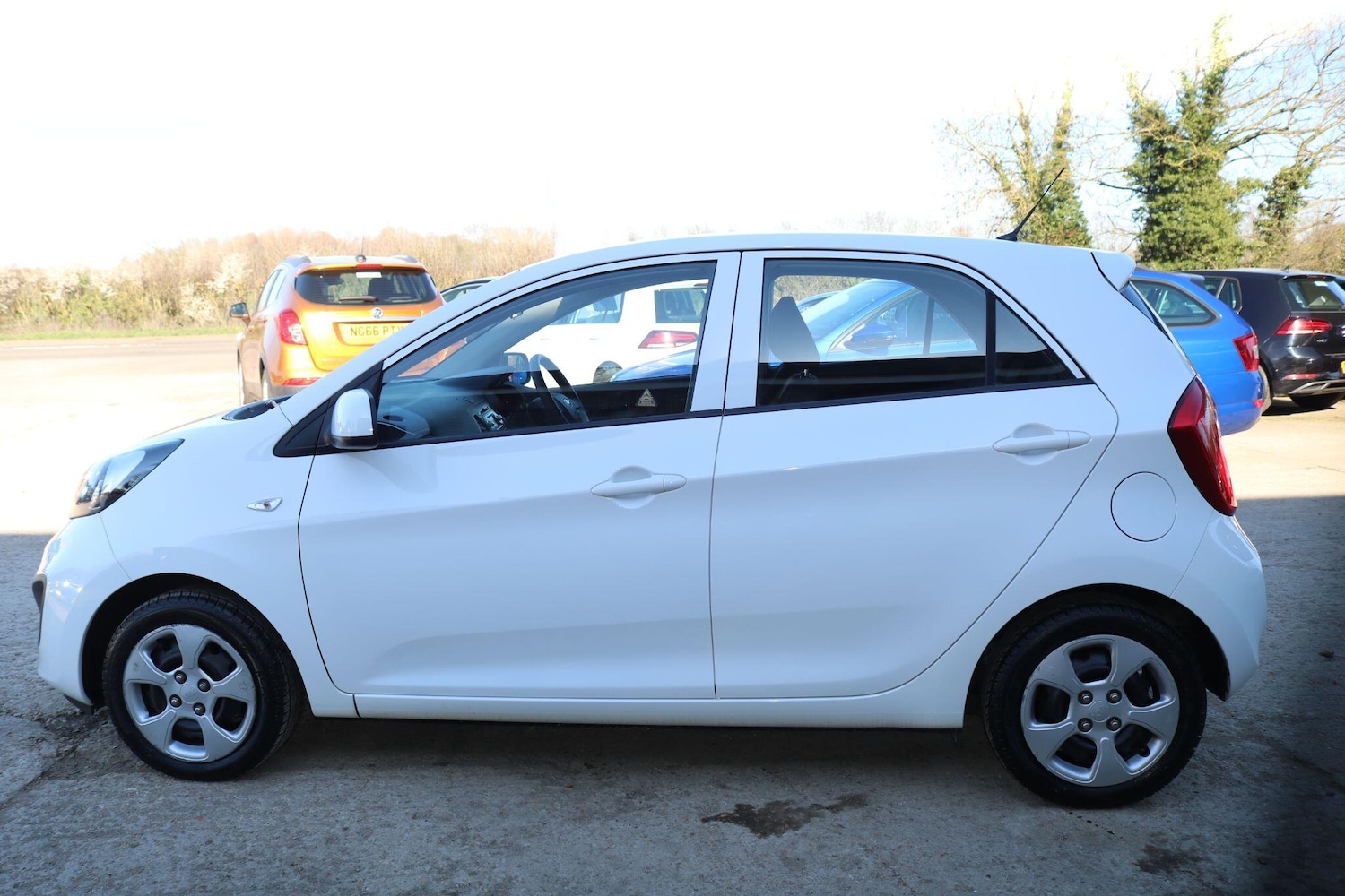 Used Kia Picanto 2013 for sale - 77940216: Photo 12