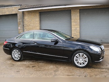 Used Mercedes-Benz E Class 2012 for sale - 77625092: Photo