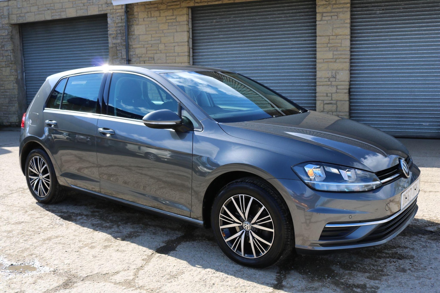 Used Volkswagen Golf for sale - 78034866: Photo 2