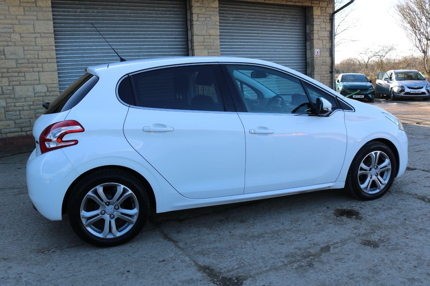Used Peugeot 208 2013 for sale - 77723395: Photo 5