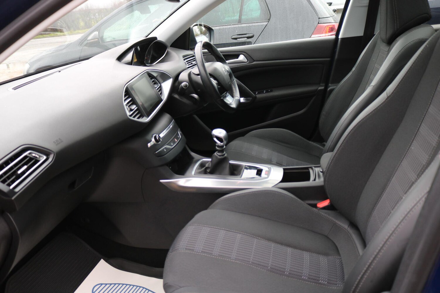 Used Peugeot 308 2018 for sale - 77498185: Photo 18