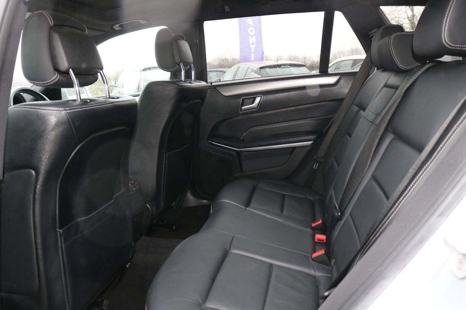 Used Mercedes-Benz E Class 2014 for sale - 77498186: Photo 22