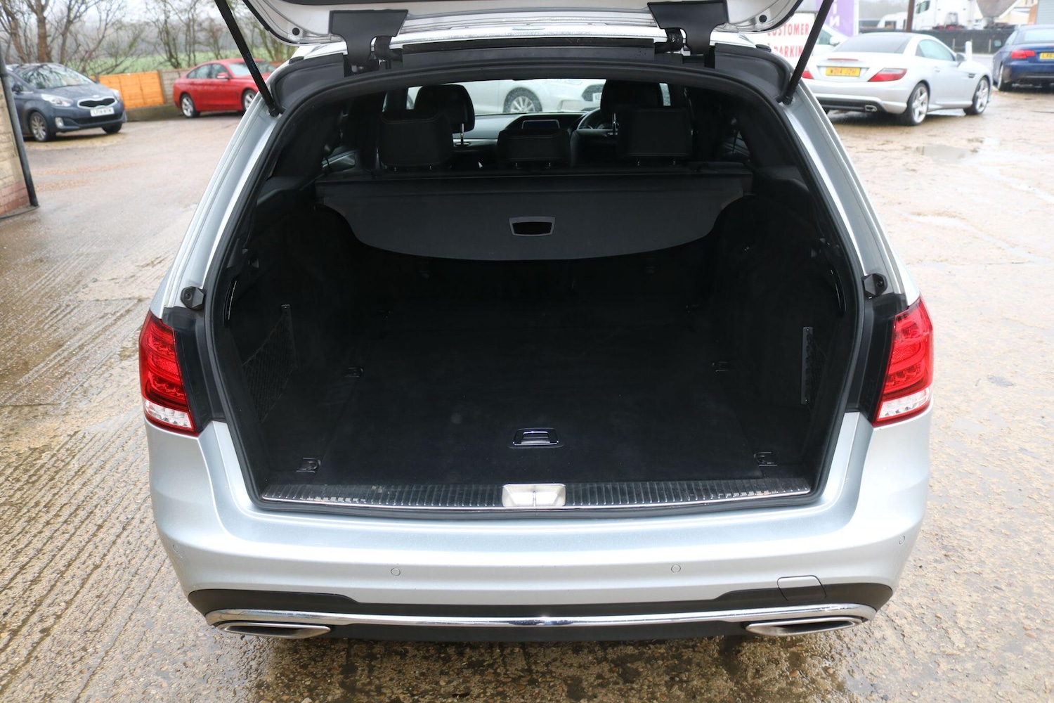 Used Mercedes-Benz E Class 2014 for sale - 77498186: Photo 23