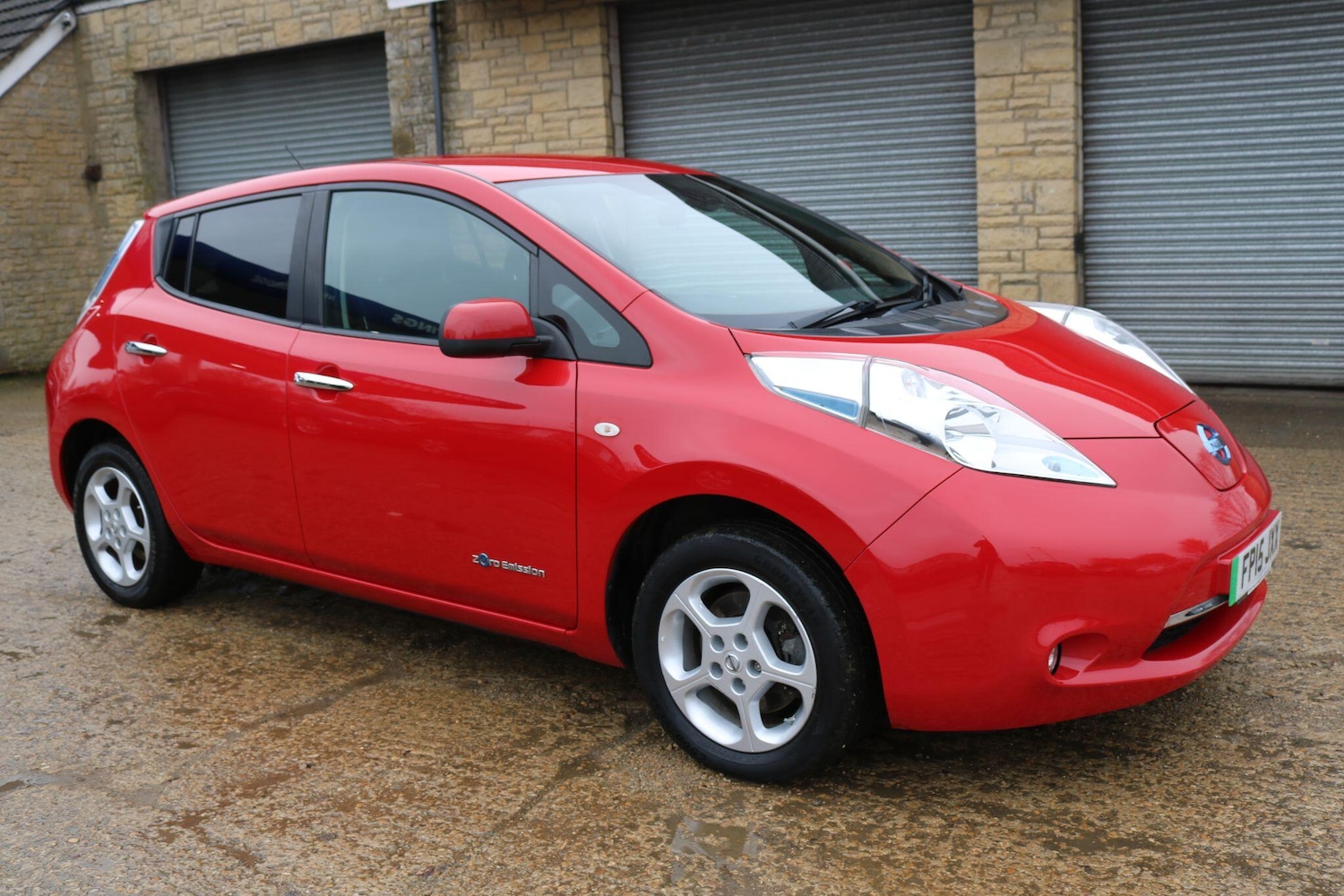 Used Nissan Leaf 2015 for sale - 77498210: Photo 2