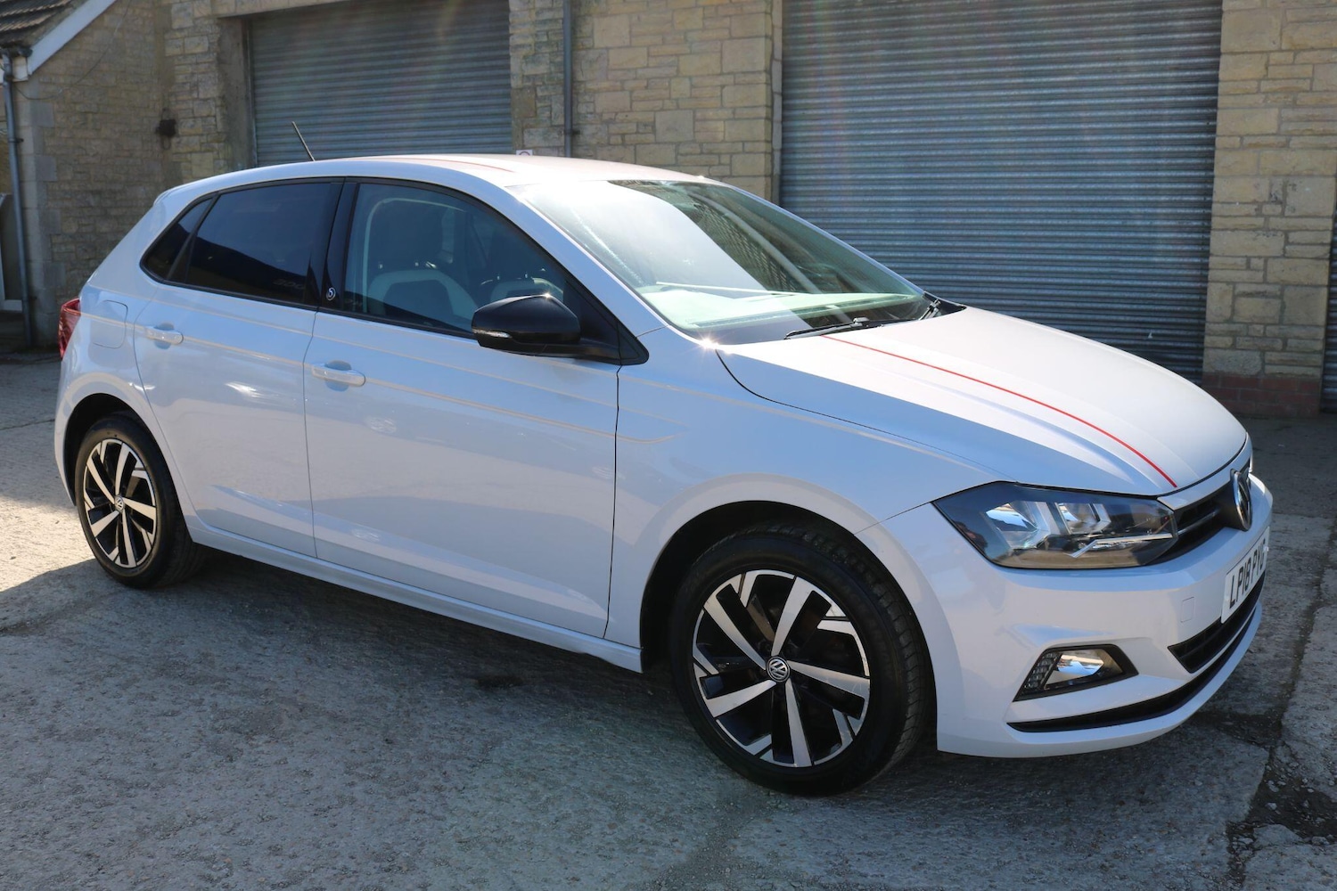 Used Volkswagen Polo 2018 for sale - 77925132: Photo 2