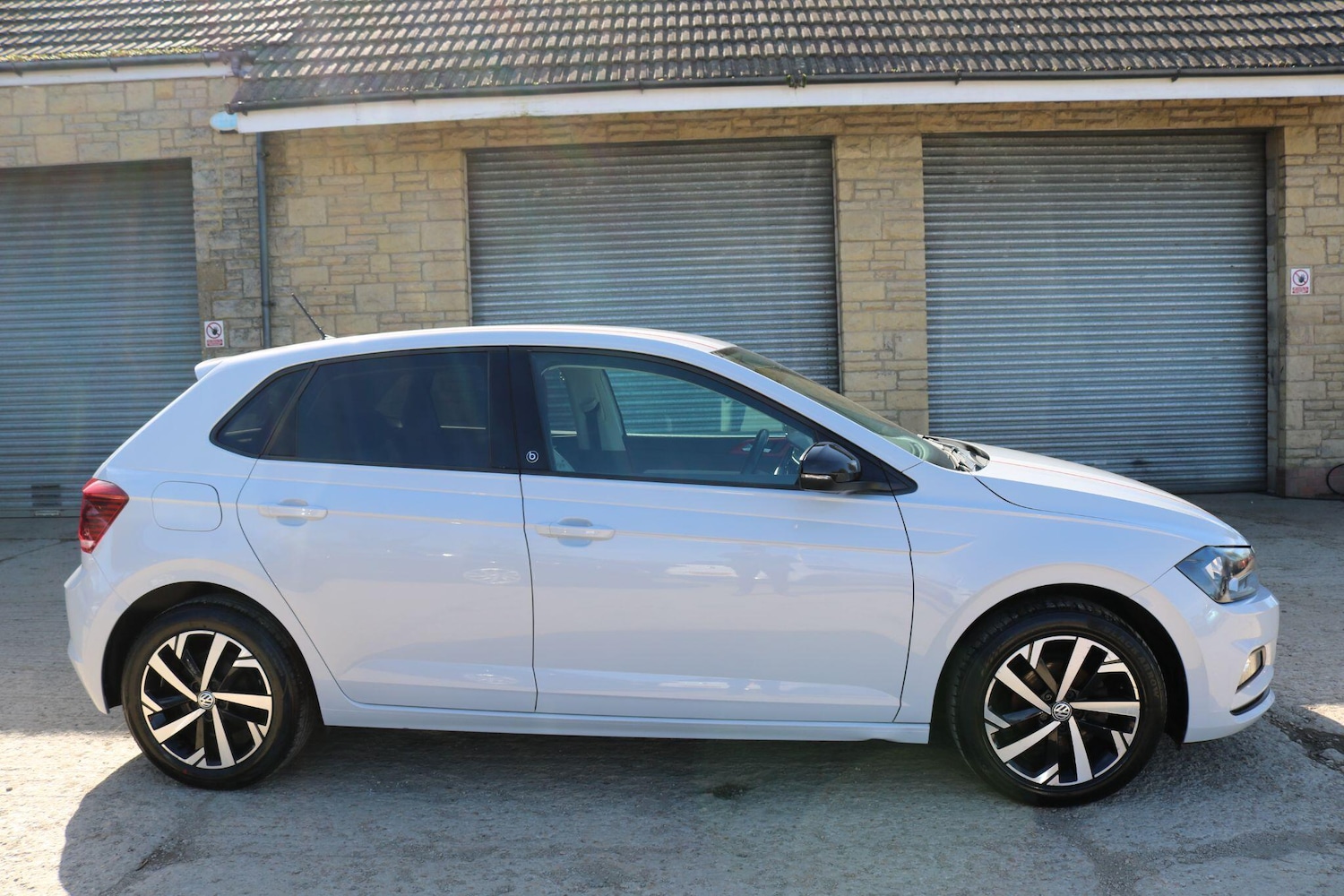 Used Volkswagen Polo 2018 for sale - 77925132: Photo 4