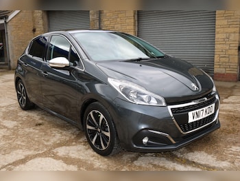 Used Peugeot 208 2017 for sale - 78260088: Photo