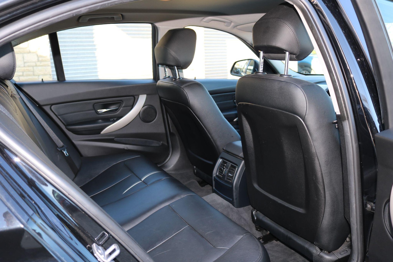 Used BMW 3 Series 2018 for sale - 78157363: Photo 12