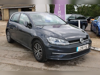 Used Volkswagen Golf 2018 for sale - 78796623: Photo