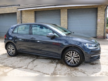 Used Volkswagen Golf 2018 for sale - 78796623: Photo