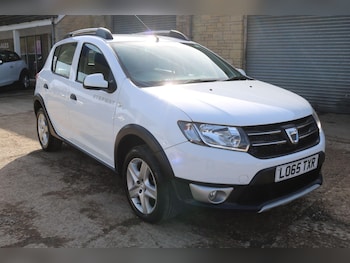 Used Dacia Sandero Stepway 2015 for sale - 77670714: Photo