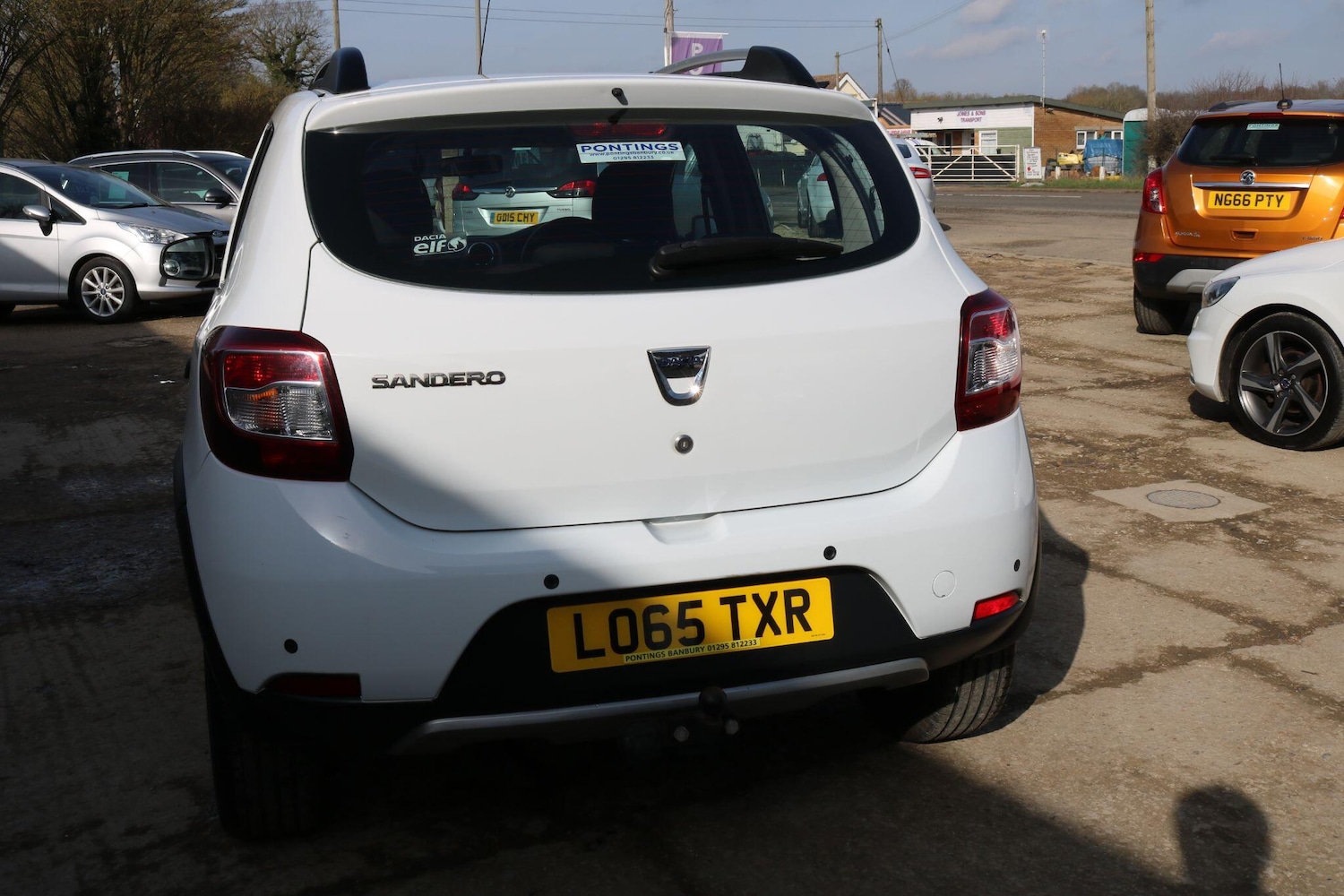 Used Dacia Sandero Stepway 2015 for sale - 77670714: Photo 9