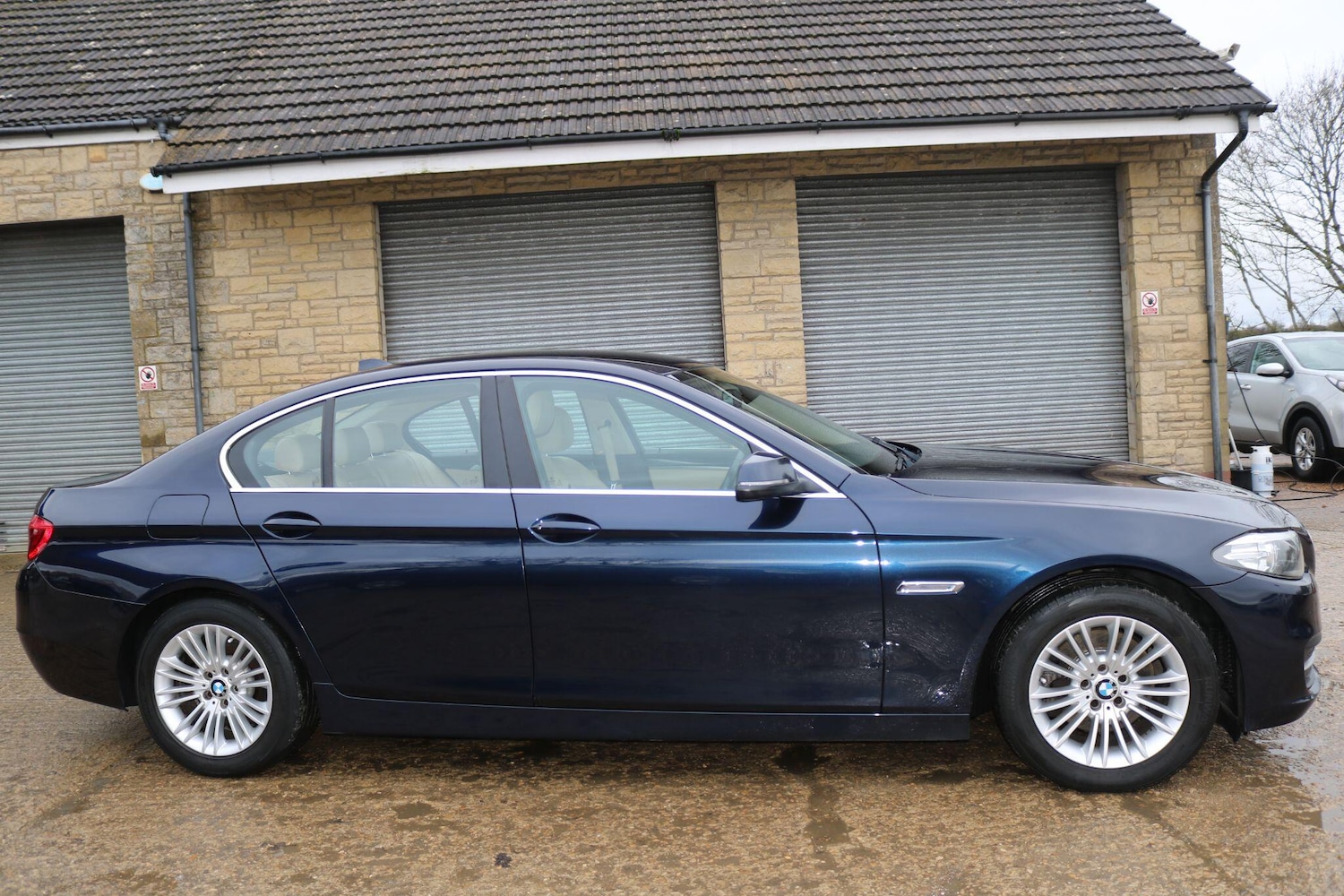 Used BMW 5 Series for sale - 77511145: Photo 4