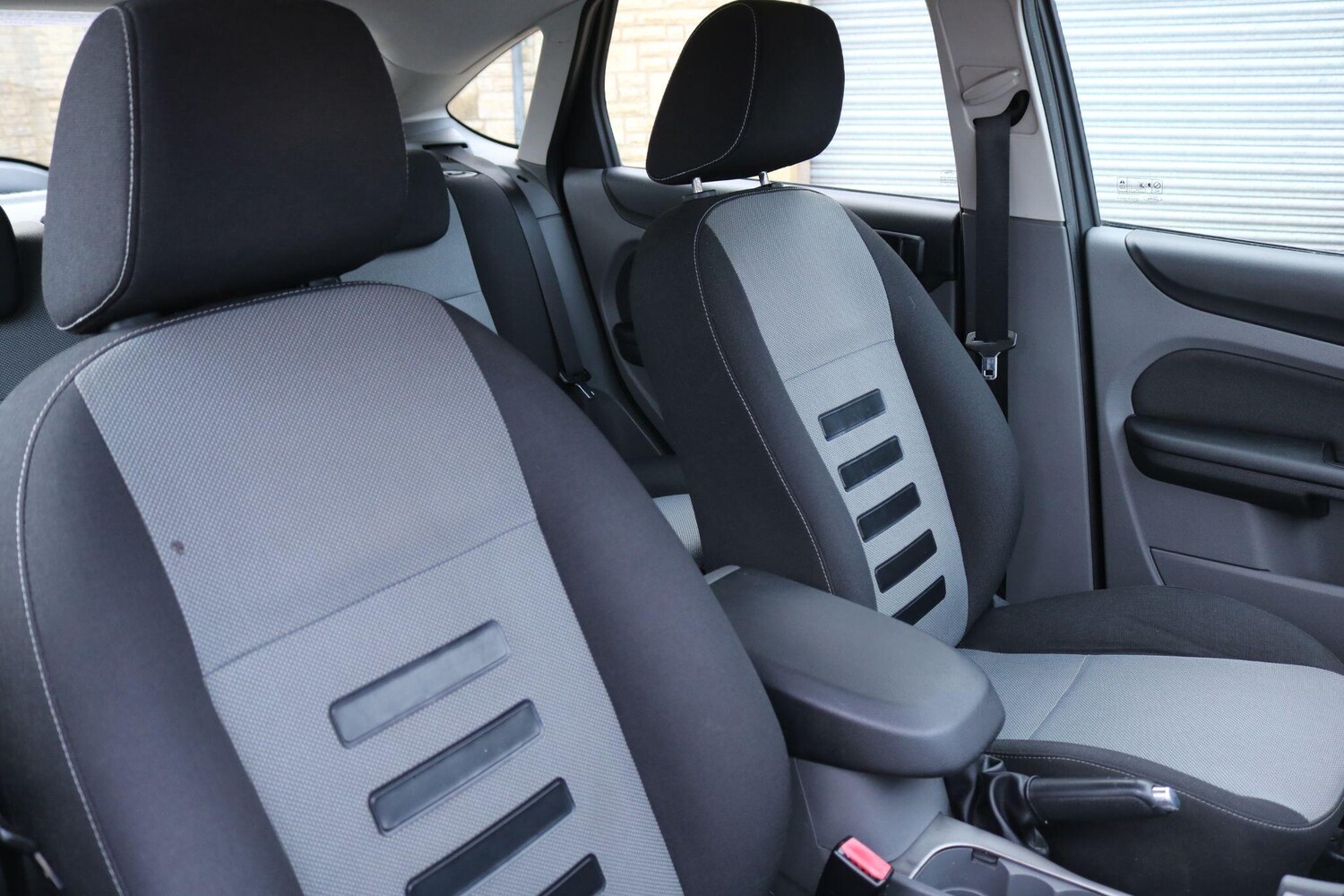 Used Ford Focus 2009 for sale - 77498192: Photo 18