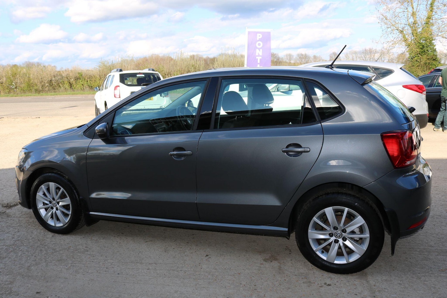 Used Volkswagen Polo 2015 for sale - 78086832: Photo 11