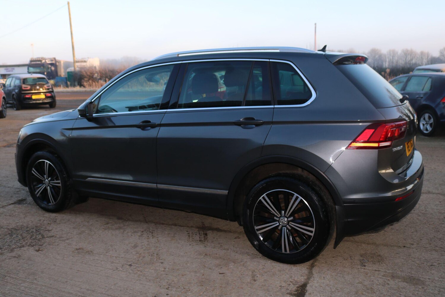 Used Volkswagen Tiguan 2017 for sale - 77498178: Photo 11