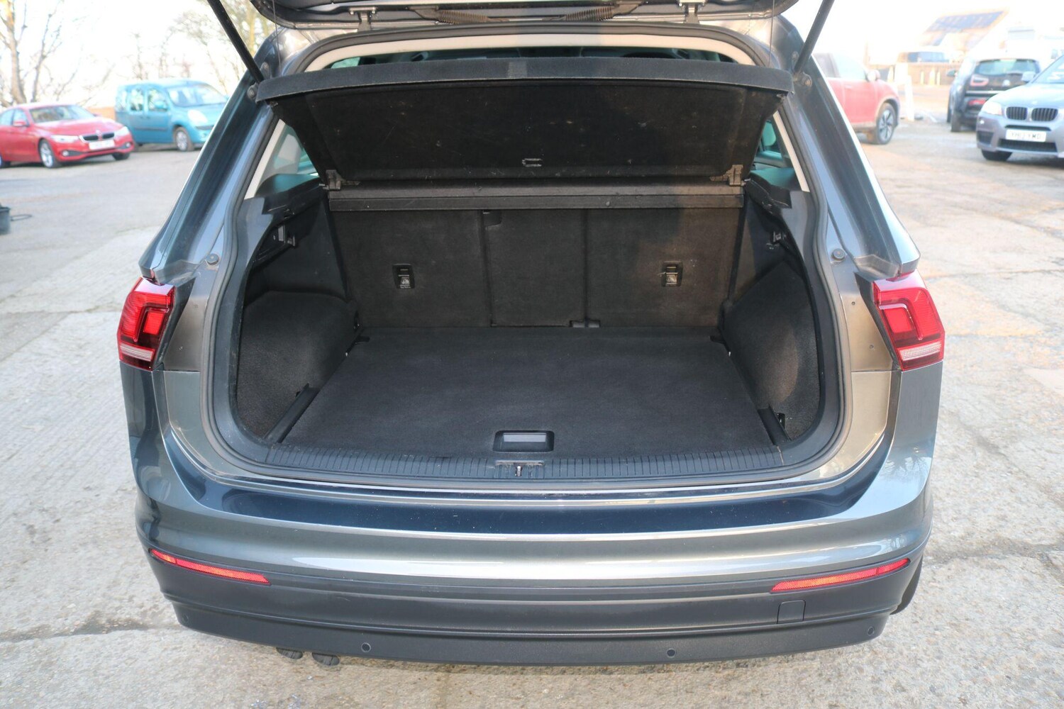 Used Volkswagen Tiguan 2017 for sale - 77498178: Photo 23