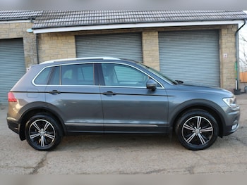 Used Volkswagen Tiguan 2017 for sale - 77498178: Photo