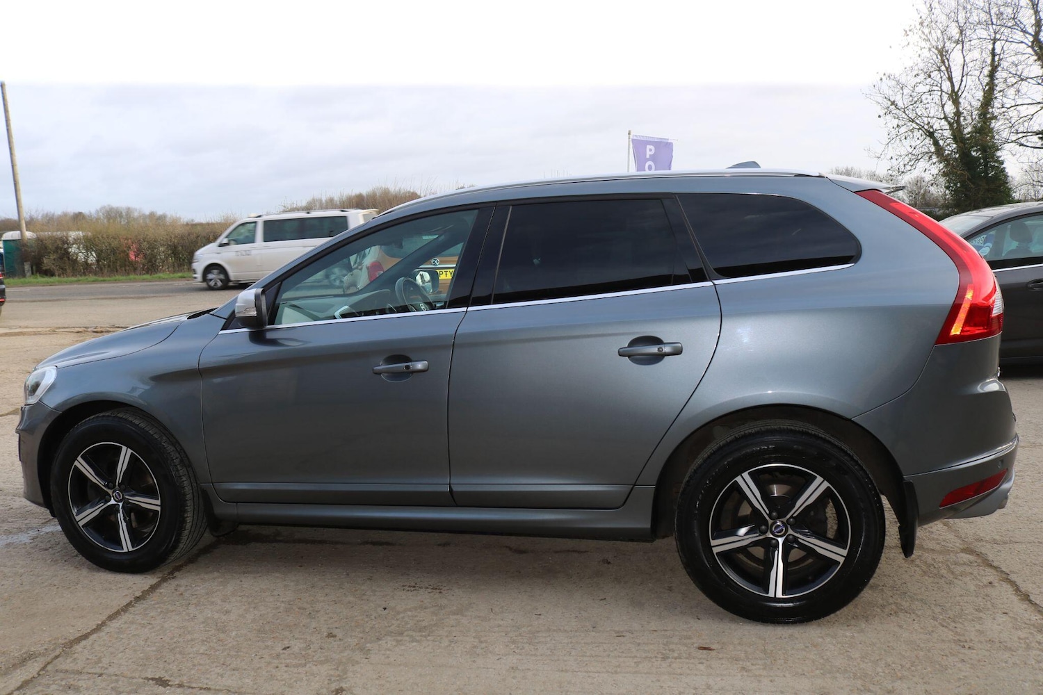 Used Volvo XC60 2017 for sale - 77853201: Photo 12