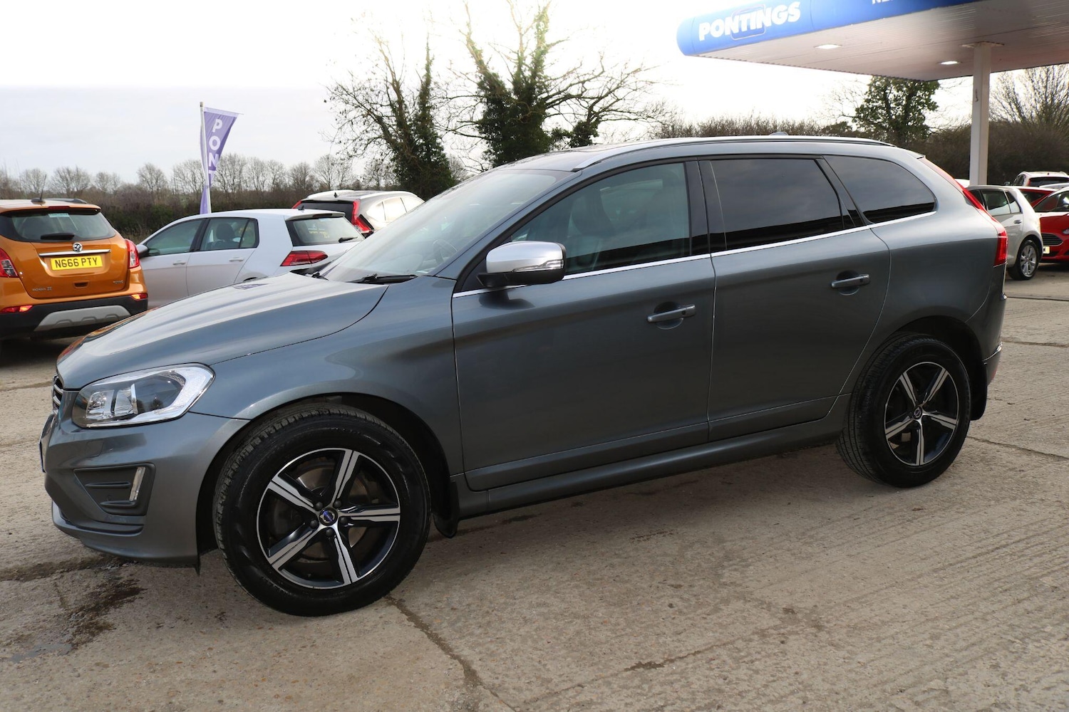 Used Volvo XC60 2017 for sale - 77853201: Photo 14
