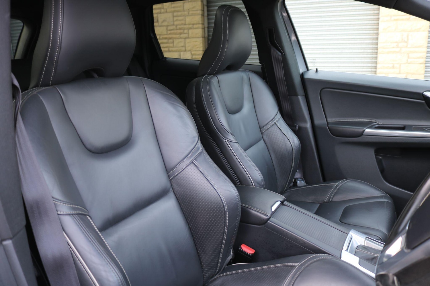 Used Volvo XC60 2017 for sale - 77853201: Photo 18