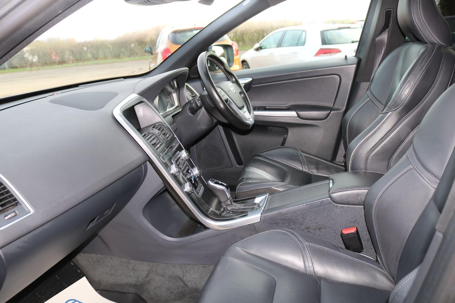 Used Volvo XC60 2017 for sale - 77853201: Photo 19