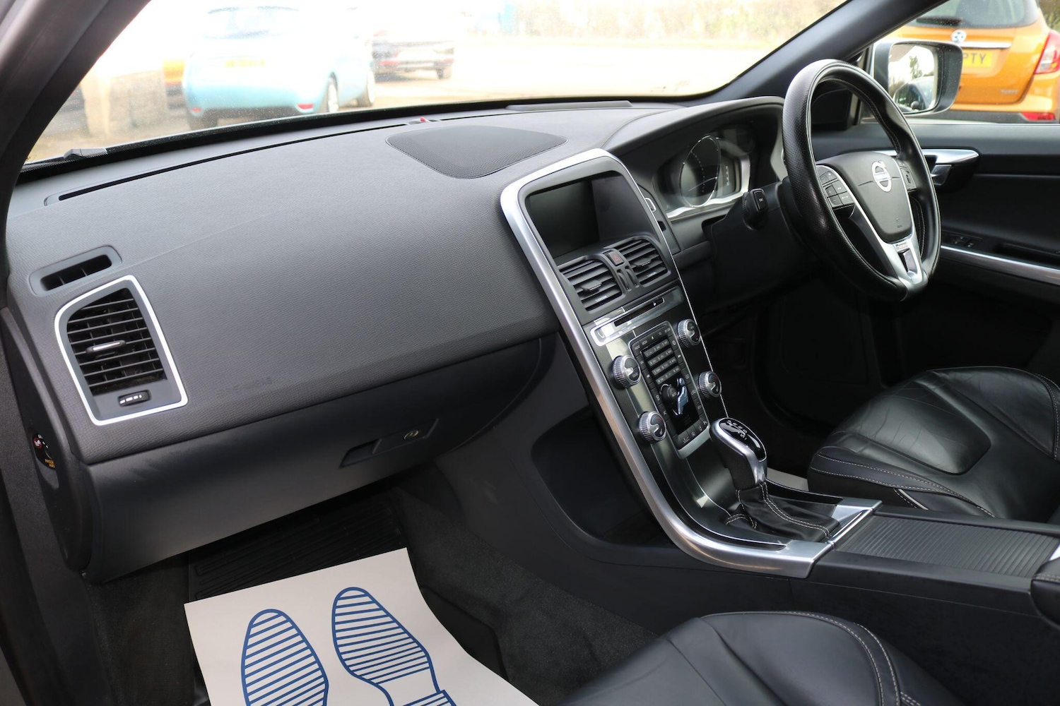 Used Volvo XC60 2017 for sale - 77853201: Photo 20