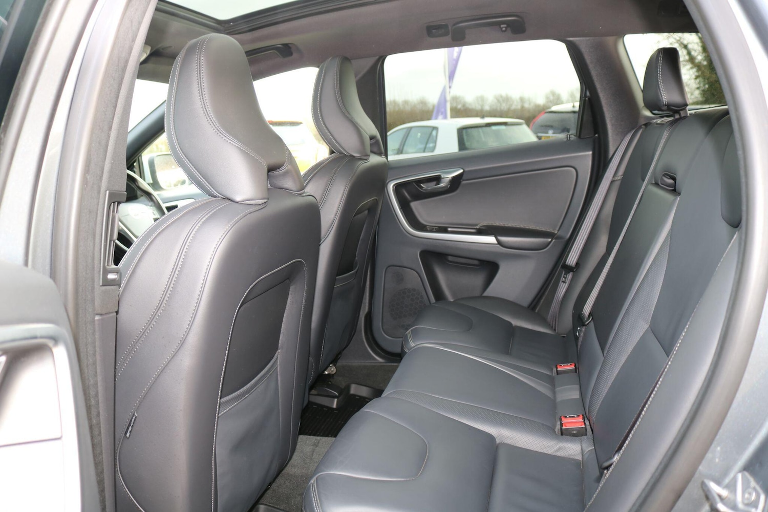 Used Volvo XC60 2017 for sale - 77853201: Photo 22