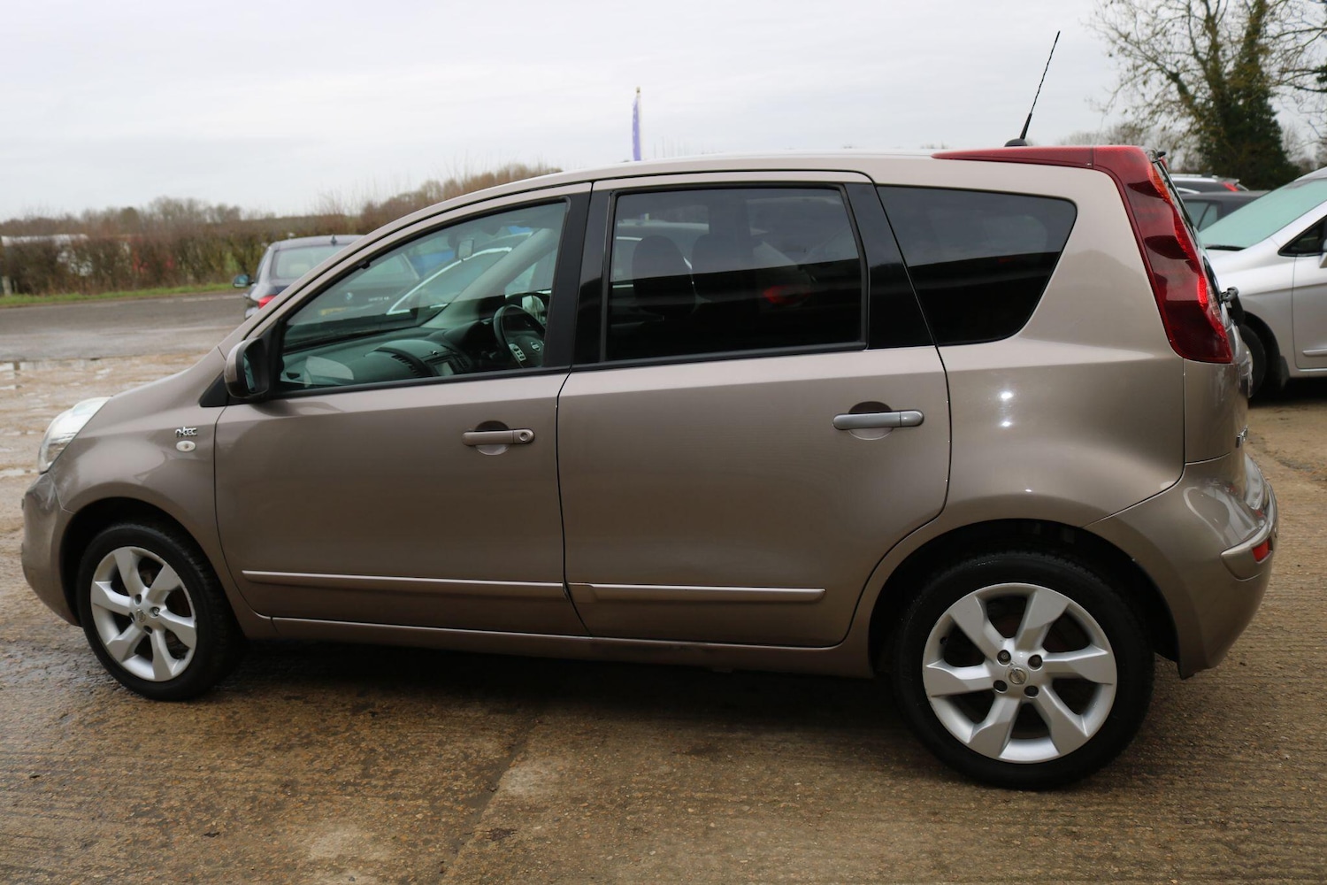 Used Nissan Note 2009 for sale - 77598989: Photo 11