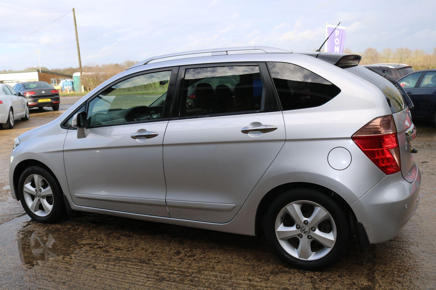 Used Honda FR-V 2009 for sale - 77625827: Photo 11