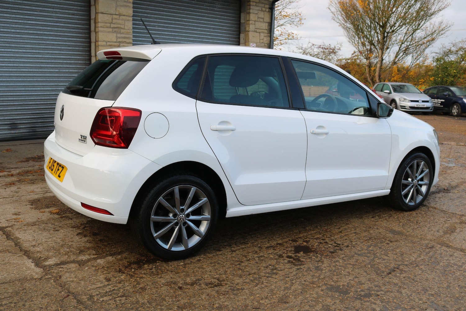 Used Volkswagen Polo 2015 for sale - 77498218: Photo 4