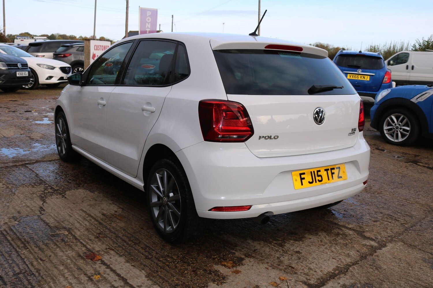 Used Volkswagen Polo 2015 for sale - 77498218: Photo 8