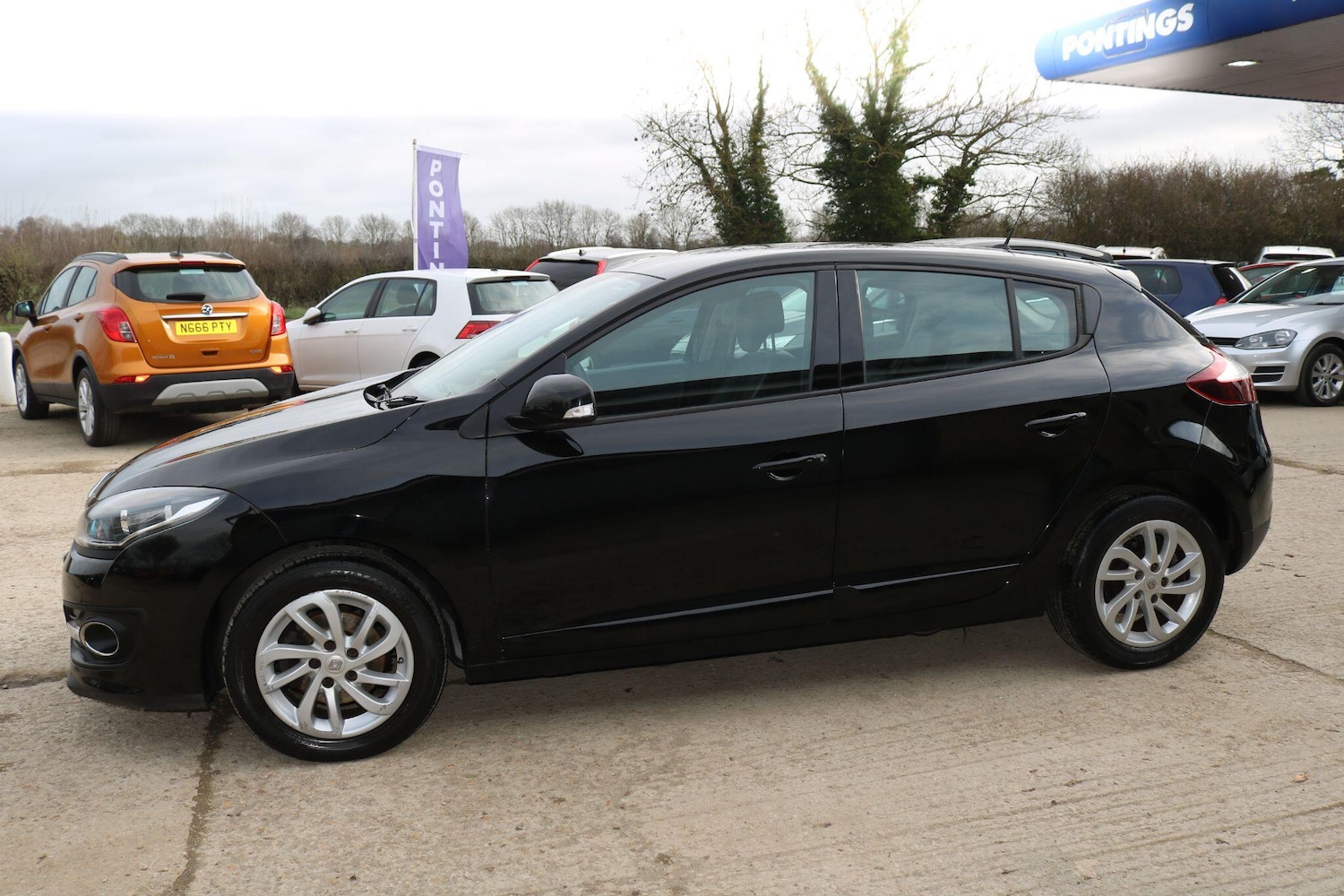 Used Renault Megane 2015 for sale - 77853036: Photo 13
