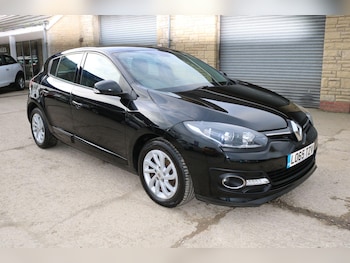 Used Renault Megane 2015 for sale - 77853036: Photo
