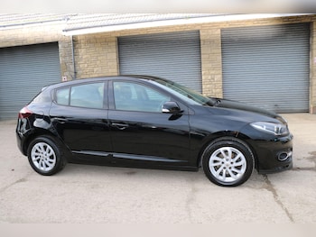 Used Renault Megane 2015 for sale - 77853036: Photo