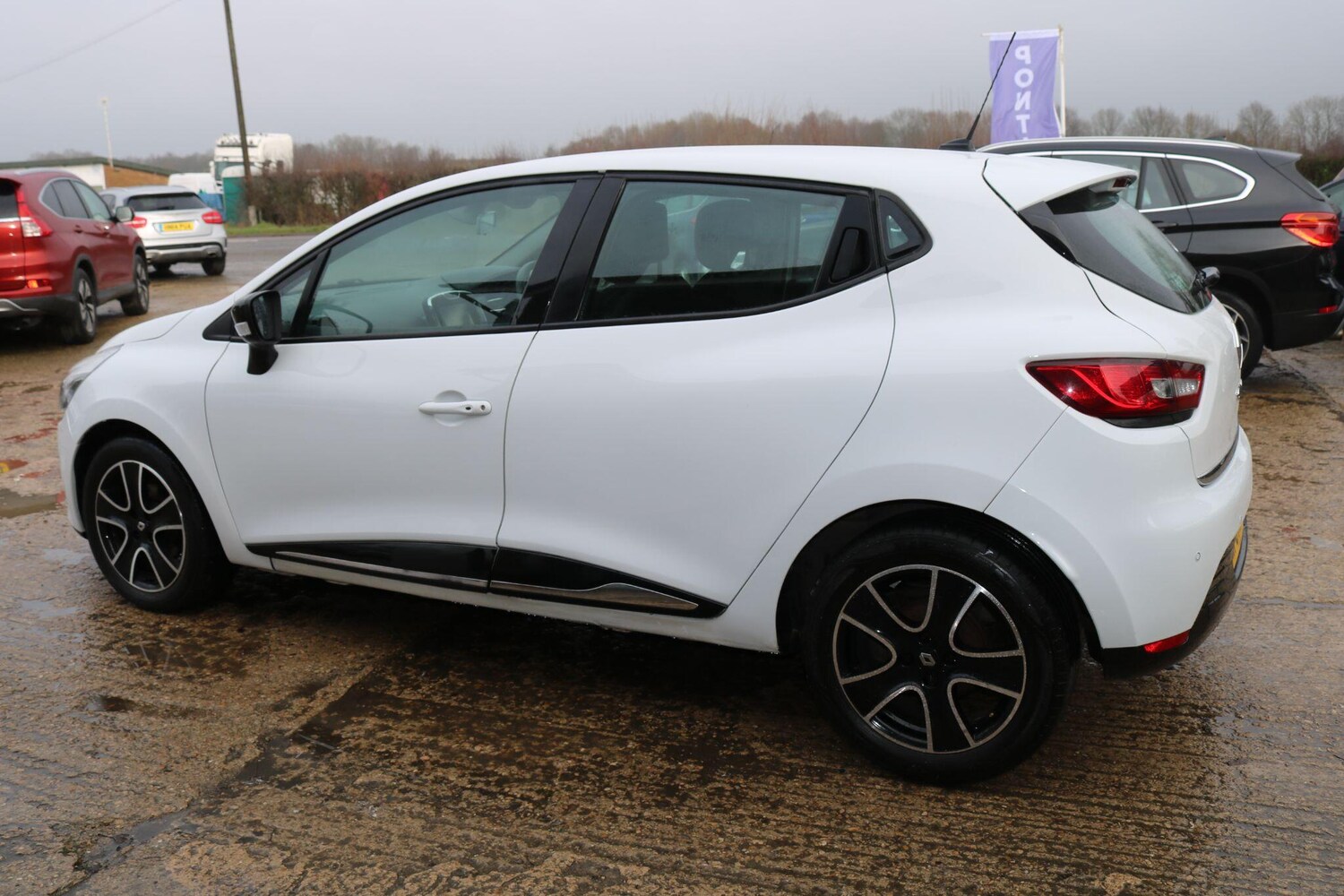 Used Renault Clio 2014 for sale - 77498217: Photo 11