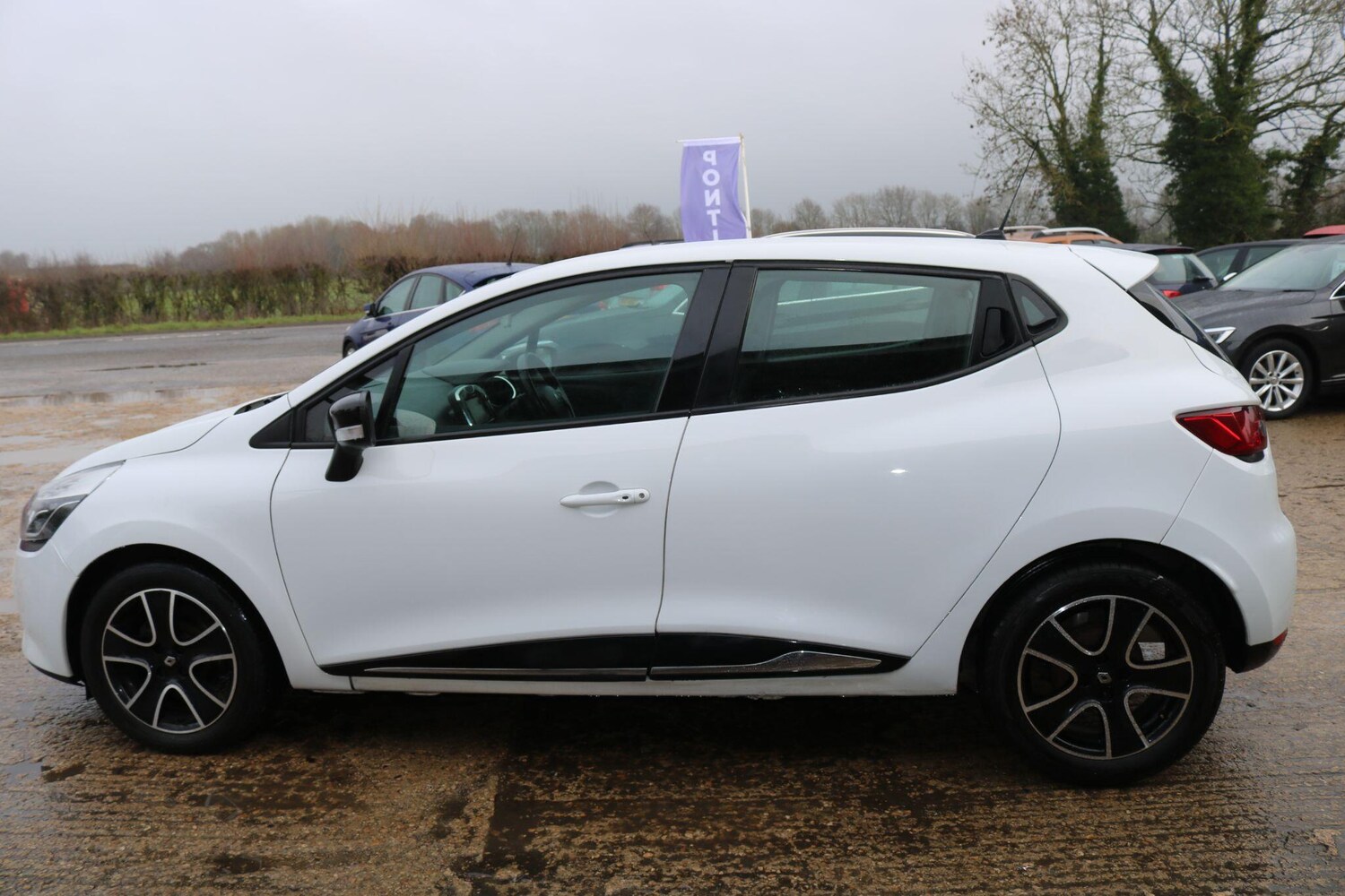 Used Renault Clio 2014 for sale - 77498217: Photo 12