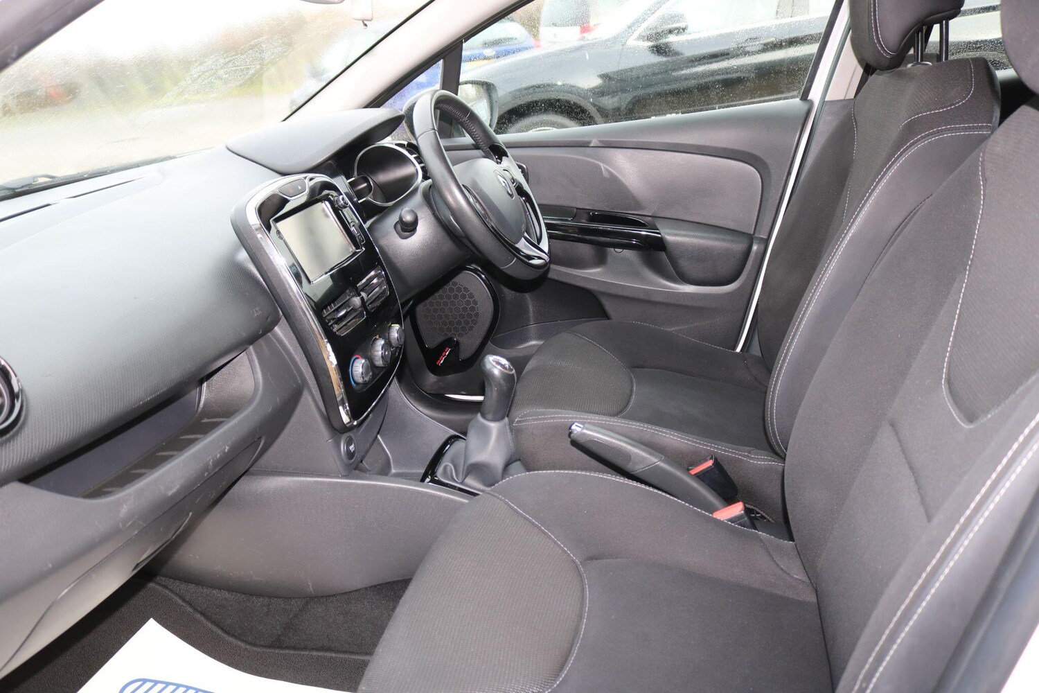 Used Renault Clio 2014 for sale - 77498217: Photo 19