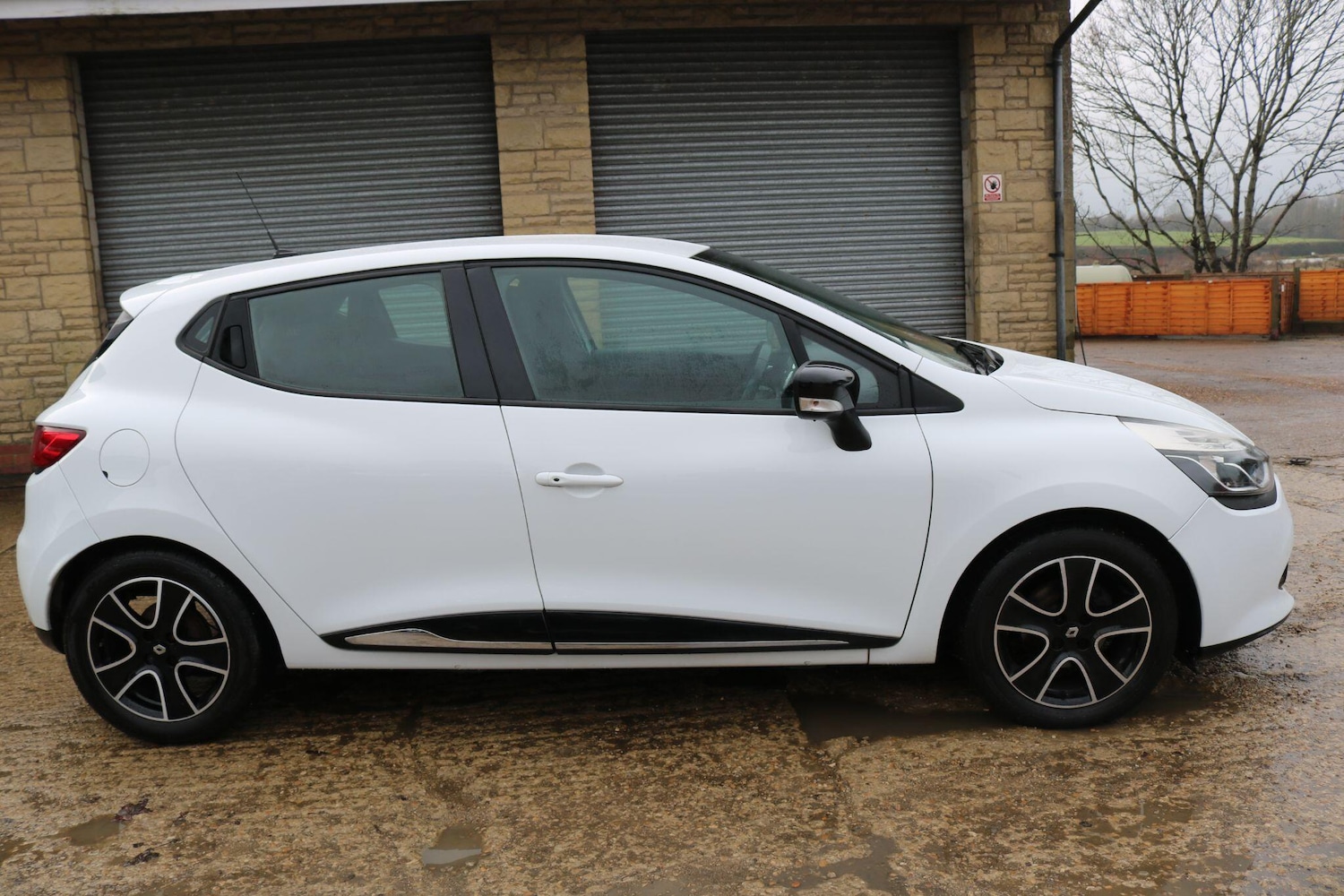 Used Renault Clio 2014 for sale - 77498217: Photo 4
