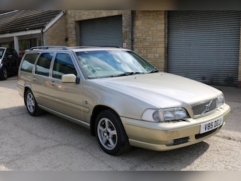 Used Volvo V70 1999 for sale - 78334463: Photo
