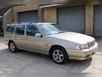 Used Volvo V70 1999 for sale - 78334463: Photo