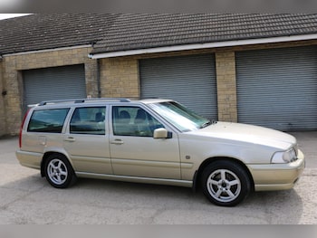 Used Volvo V70 1999 for sale - 78334463: Photo