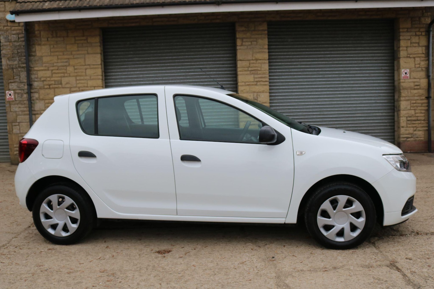 Used Dacia Sandero 2019 for sale - 77498209: Photo 4