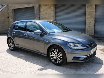 Used Volkswagen Golf 2019 for sale - 78516201: Photo