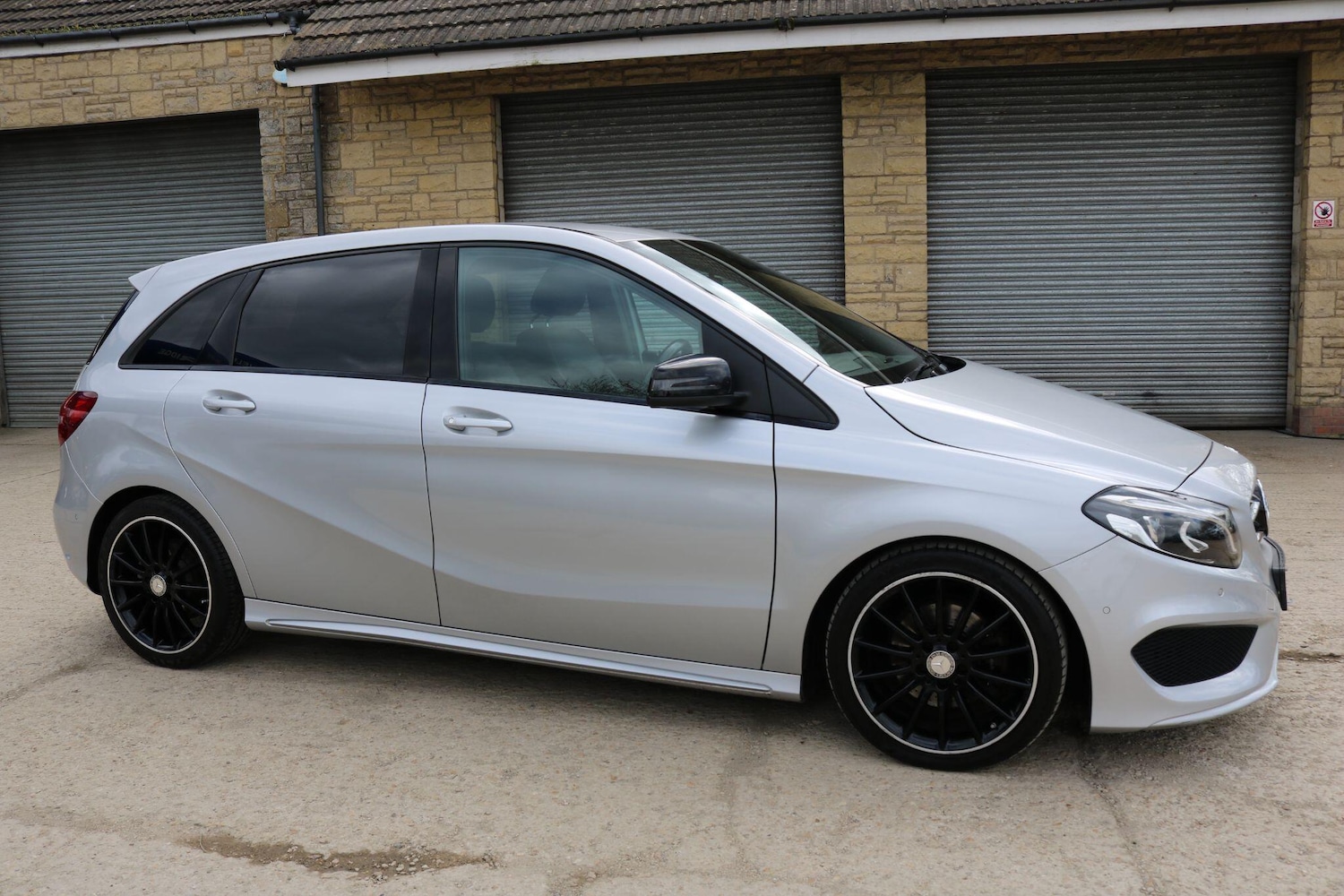 Used Mercedes-Benz B Class 2016 for sale - 78073038: Photo 3