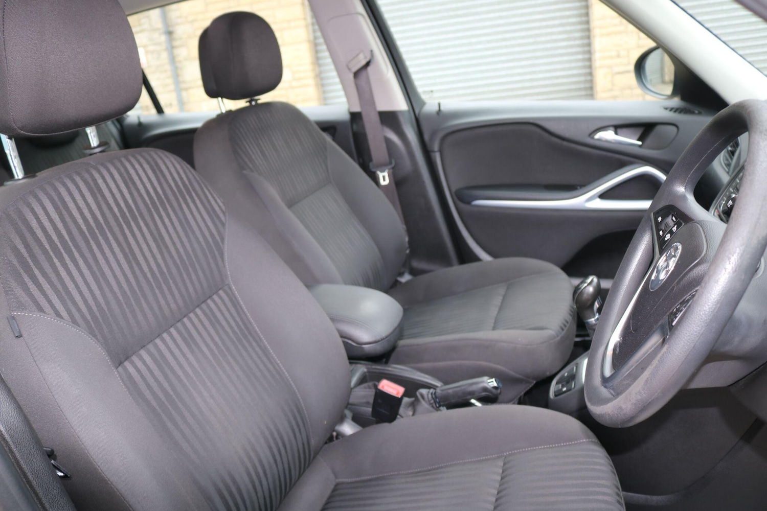 Used Vauxhall Zafira 2015 for sale - 77498207: Photo 18