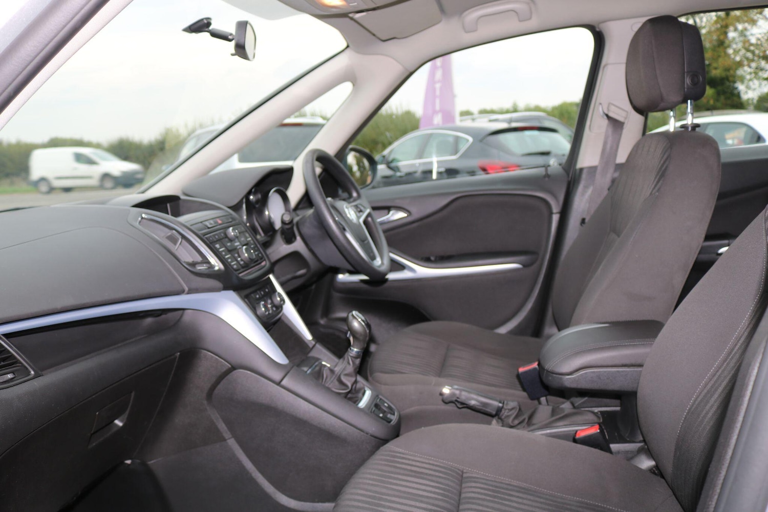Used Vauxhall Zafira 2015 for sale - 77498207: Photo 19